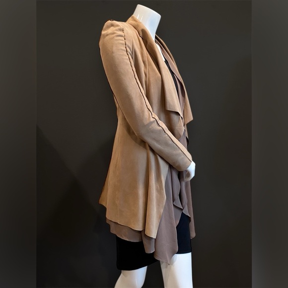 $648‼️BCBGMaxAzria Suede Camel Draped Blazer Coat Jacket Minimalist Quite Luxury - Picture 3 of 12